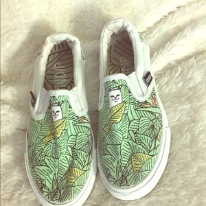 ripndip nermal leaf slip ons